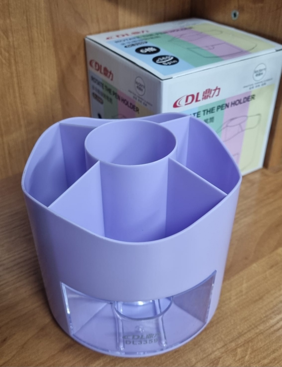 Настольная подставка СТАММ "Mini Desk", пластиковая, вращающаяся, ассорти