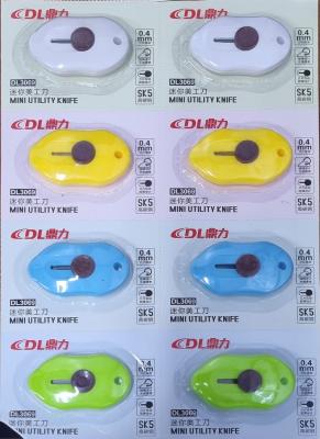 Канцелярский ножик DL3069, 0,4мм, mini utility knife