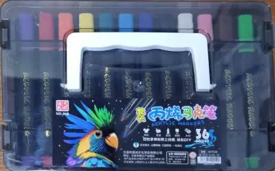 Акриловые маркеры №818, 36 цвета, черный кейс