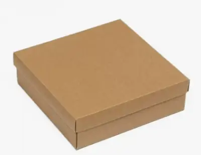 Коробка подарочная крафт 30*30**7 см  с рисунком