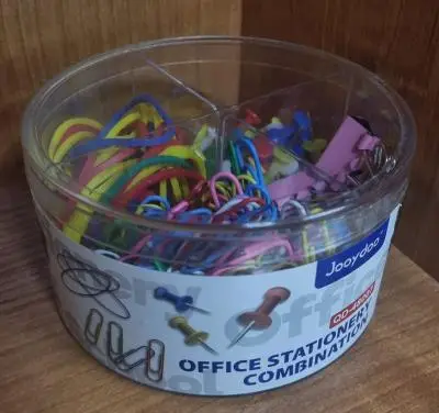Набор канцелярский (скрепкм, зажимы, булавки, резинки) Jooydoo QD-48007